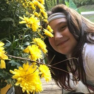 Meet your Posher, Leah